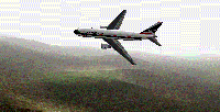 モヤの中着陸体制に入るボーイング767