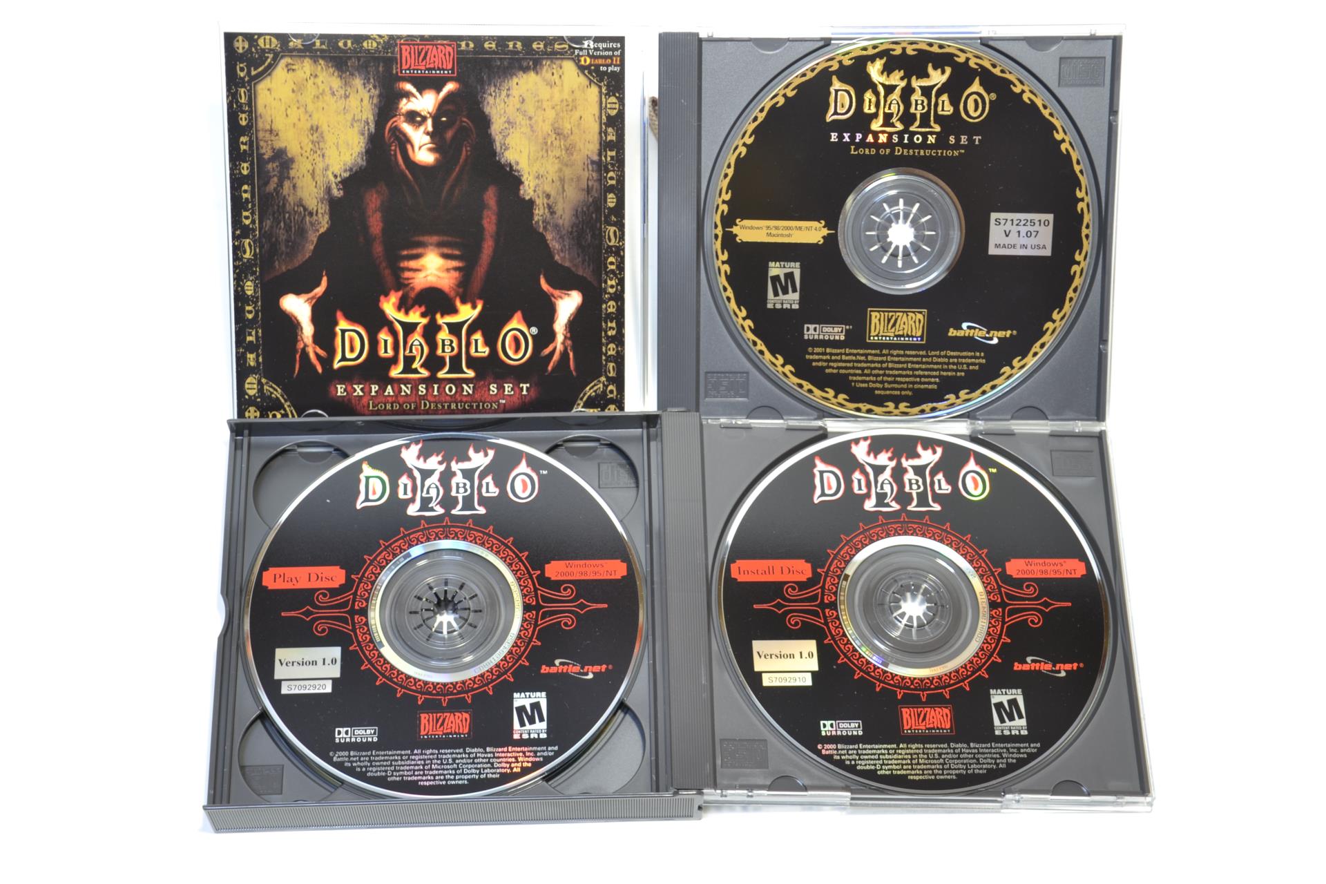 CD-ROMの寿命が近い？ 22年前の「Diablo II」が壊れる前にイメージファイル化してバックアップ - 石田賀津男の『酒の肴にPCゲーム』 -  窓の杜