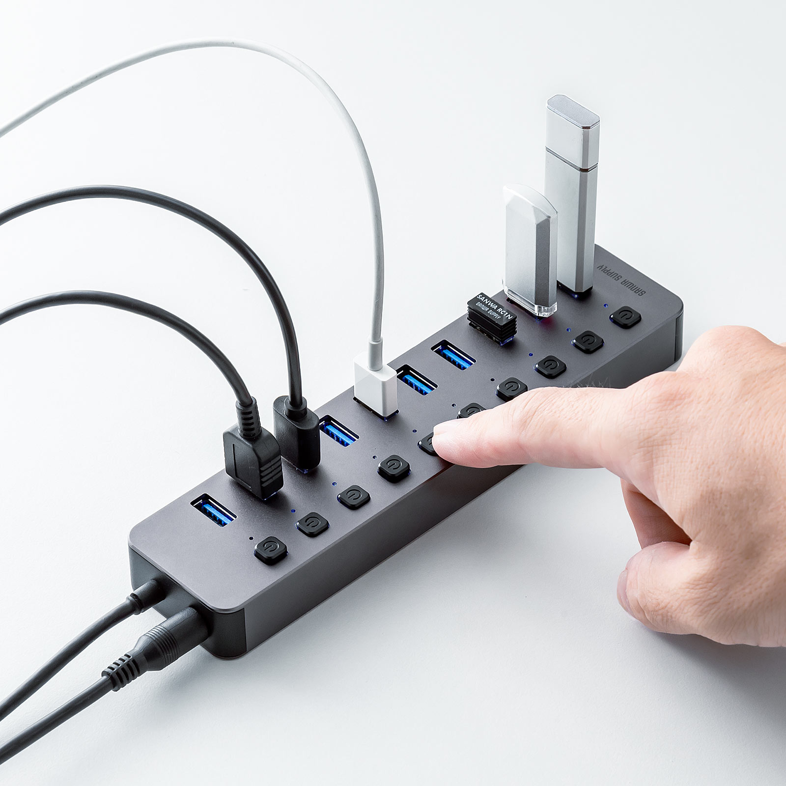 USB Type-A 1本から10ポートに増設可能なセルフパワーUSBハブ