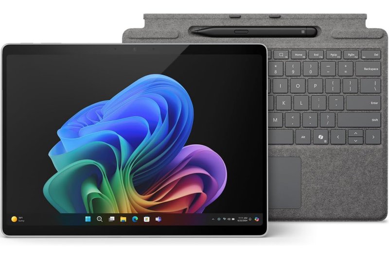 本日限り　オフィス付　サーフェス＆キーボード マイクロソフト「Surface Pro」のキーボードセットが23％OFF！【Amazon